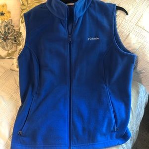 Columbia fleece vest. Blue 2X